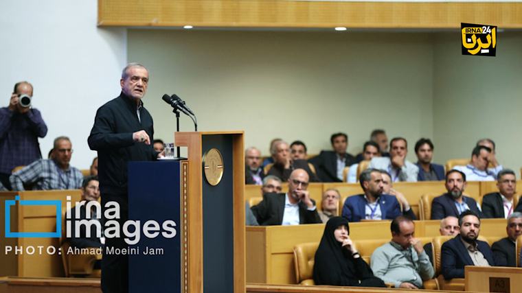 پزشکیان: کشور را با علم، آگاهی و ایمان می‌توان ساخت