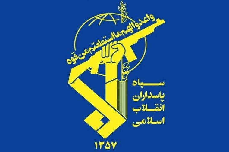نیروی دریایی سپاه: هر تحرک مشکوک هدف قرار می‌گیرد