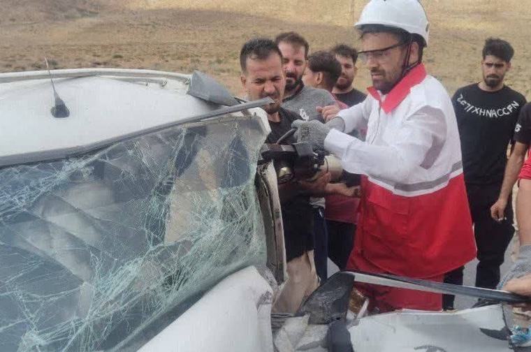 ۲ حادثه رانندگی در دلفان یک کشته و ۱۵ مصدوم برجا گذاشت