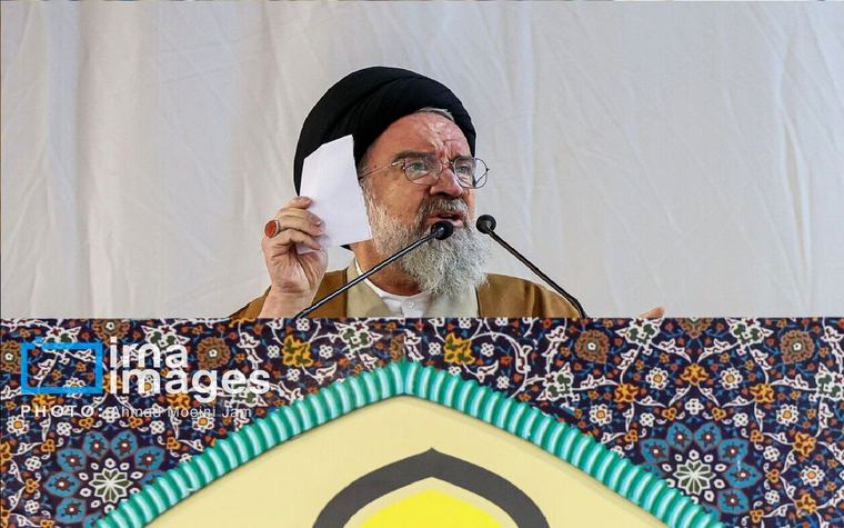 احمد خاتمی: هیچ‌کس حق ندارد از ضعف بگوید/ بیان ناتوانی‌ها دشمن را جری می‌کند/ سلسله پهلوی تا ابد راهی به ایران نخواهد داشت